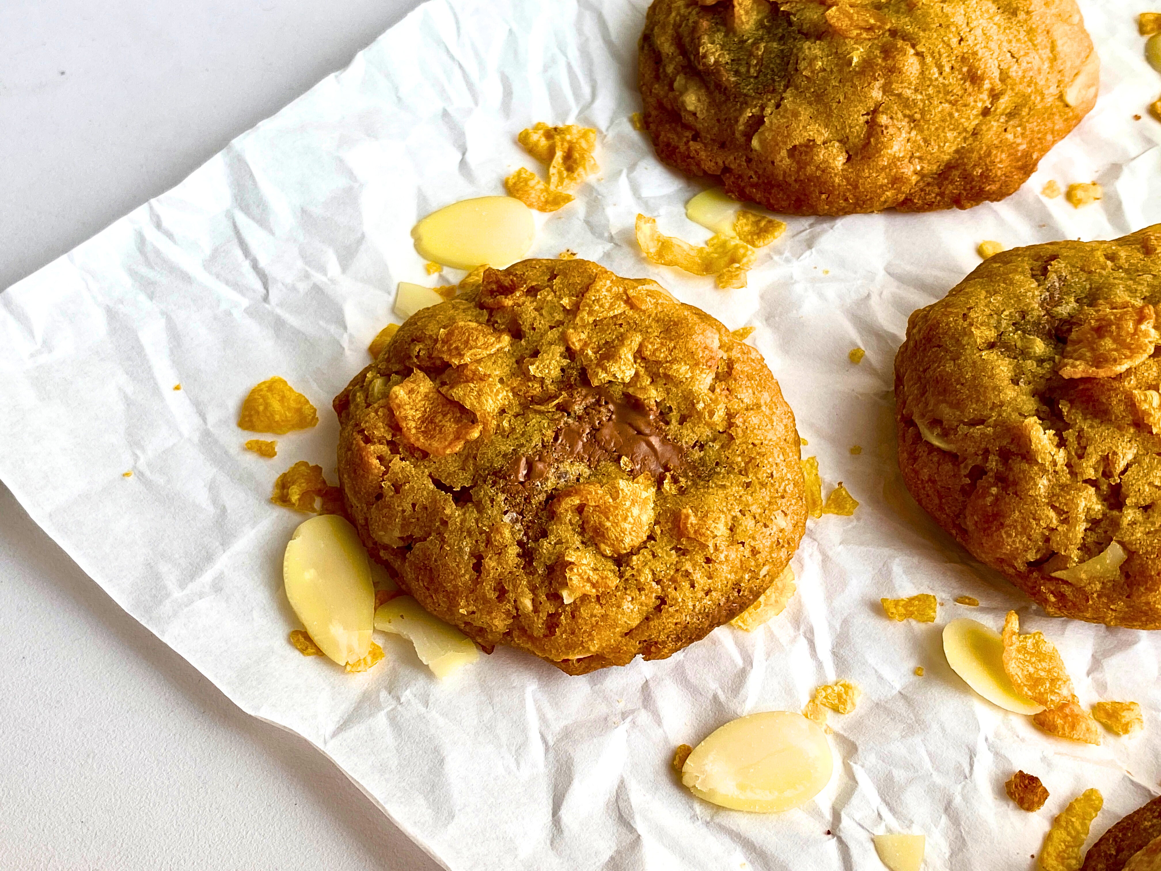 Crunch & Choc Craze | Cornflakes, Milk Choc, & Almonds Cookies (~20 cookies)