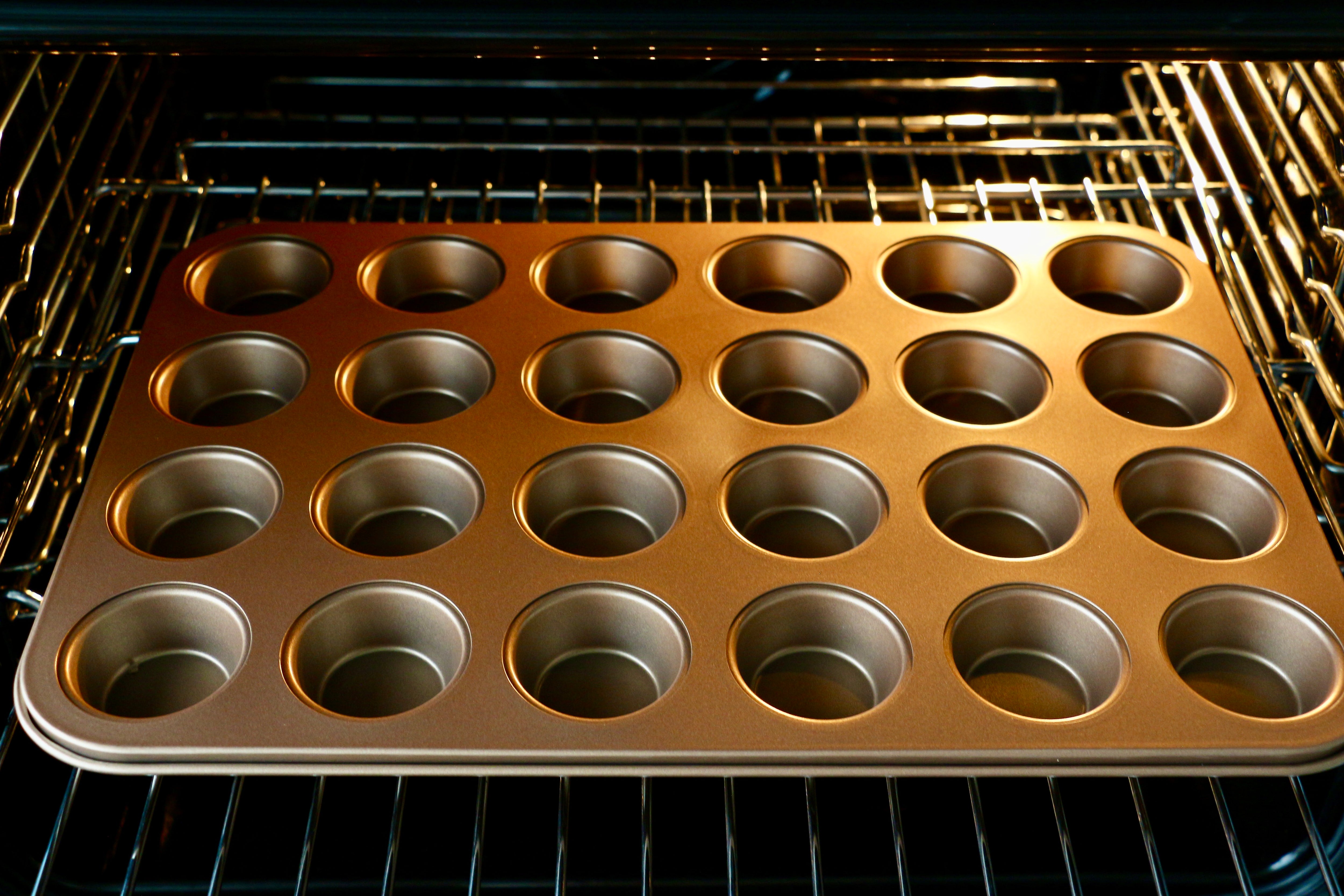 24-Cup Nonstick Mini Muffin/Cupcake Pan (Gold)