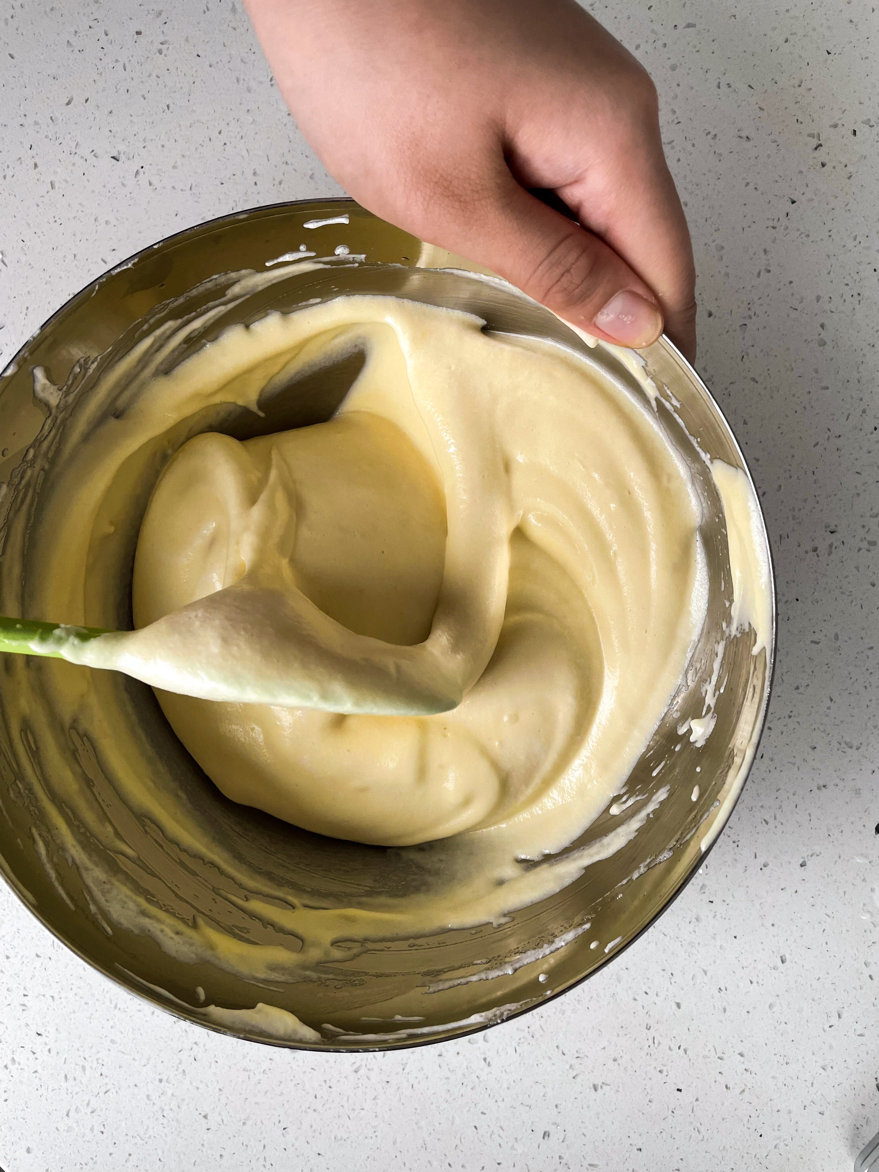 Tokyo-Banana Inspired Vanilla Sponge Cake w/ Banana Custard | Baking Kit | makes 6x servings