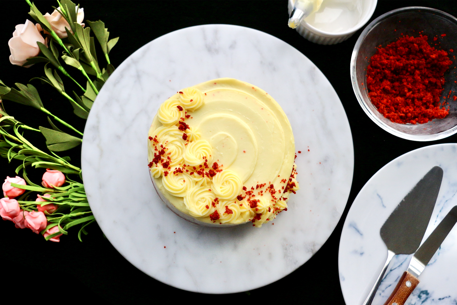 12" Dessert & Cake Turntable in Natural Marble