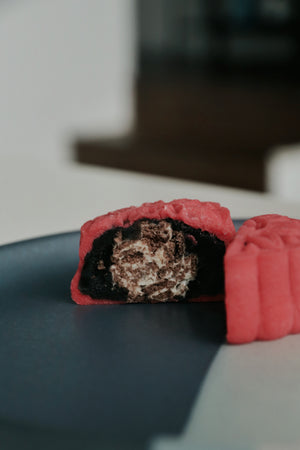 Moonlight O' Choc | Makes ~32x No-Bake Snowskin Mooncakes | Strawberry Cocoa Crisp | Cookies & Cream
