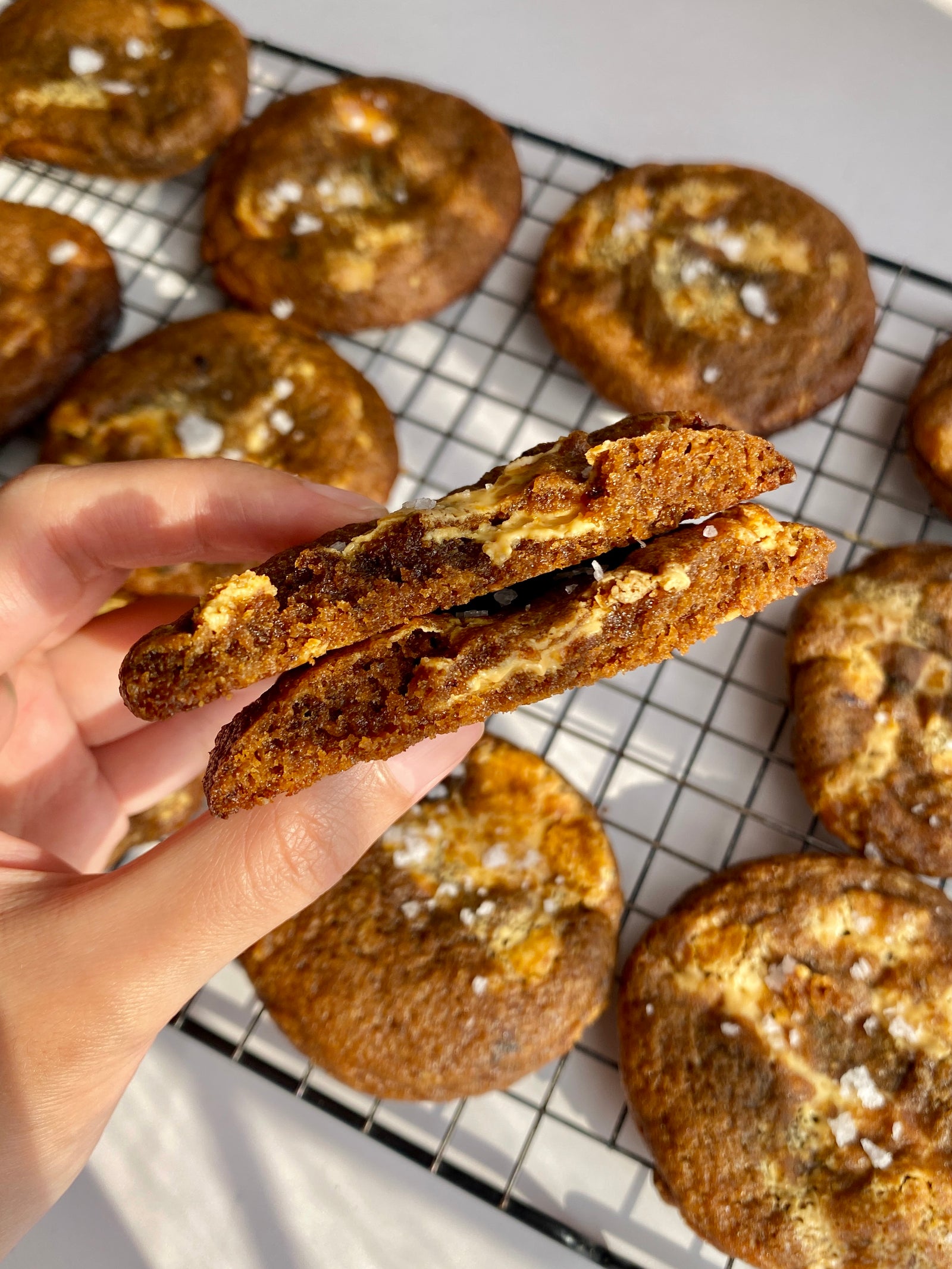 Latte & Sel | Coffee, White Chocolate, & Sea Salt Cookies (~20 cookies)