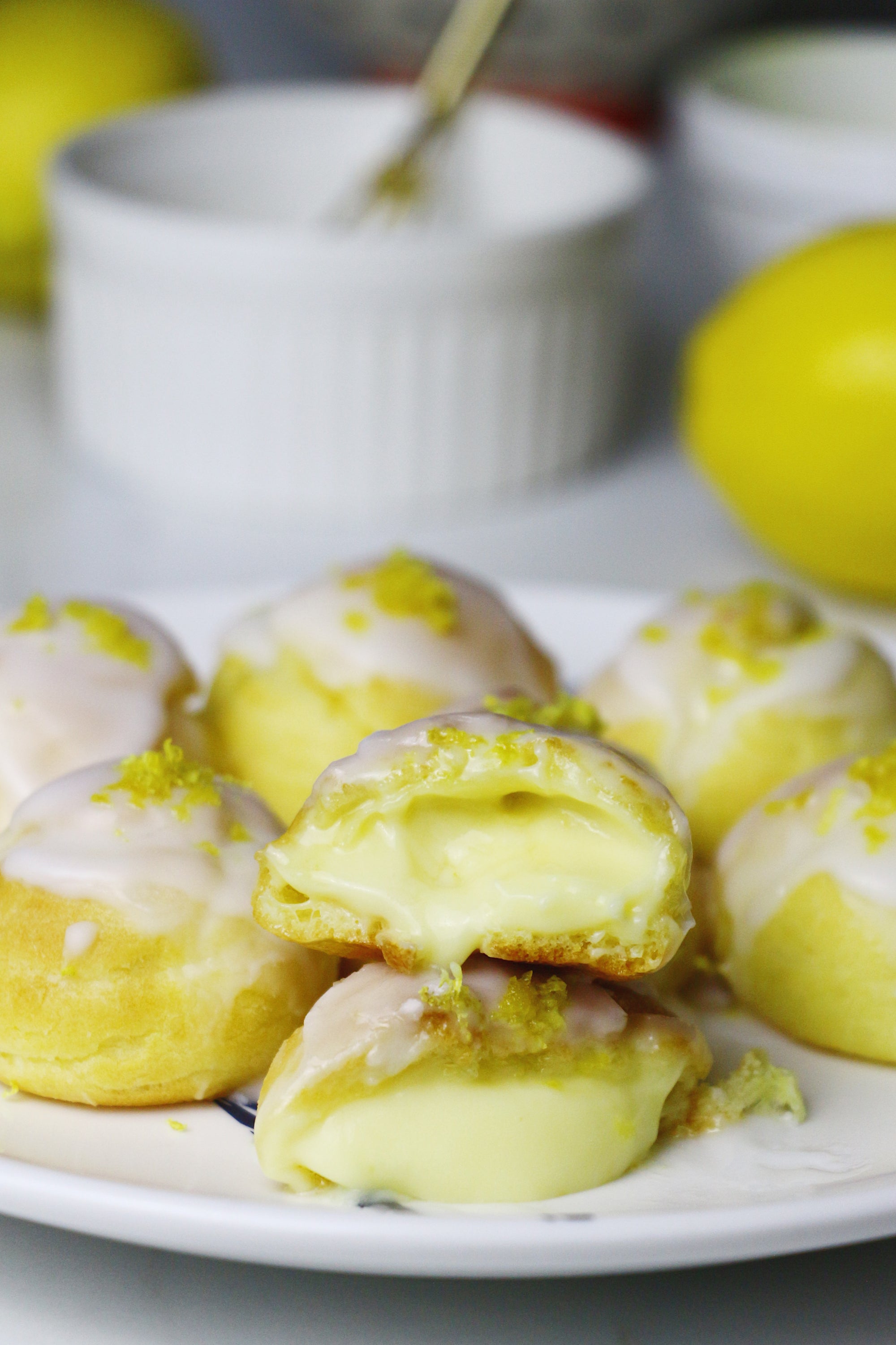 Lickin' Lemons | Lemon Drizzle Cream Puffs (makes ~20 puffs)