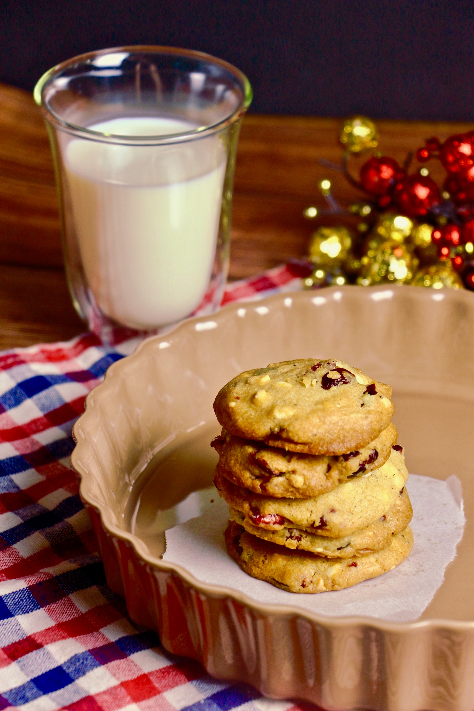 Merry Berry | Cranberry & White Chocolate Chip Cookies (~24 cookies)