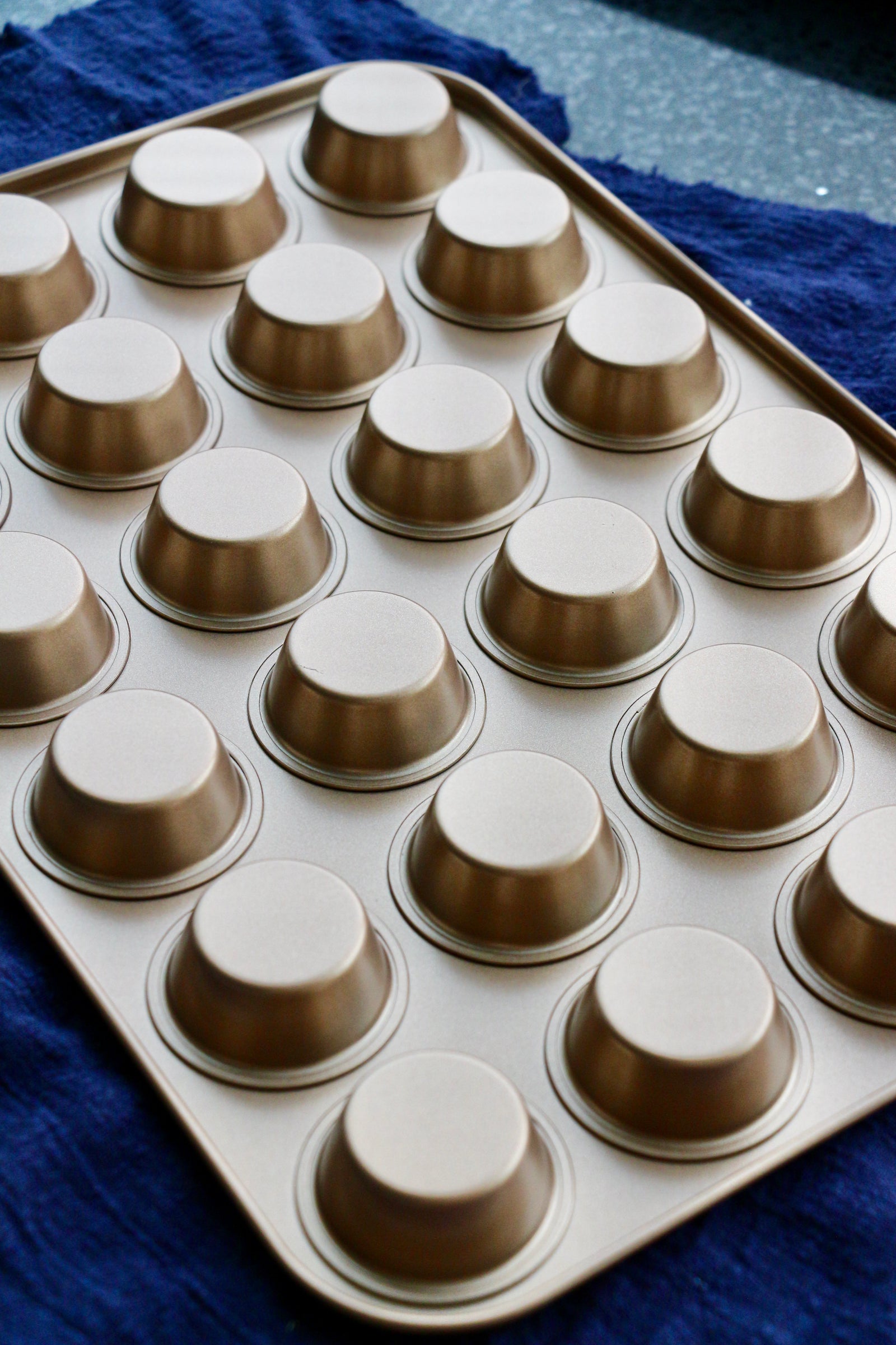 24-Cup Nonstick Mini Muffin/Cupcake Pan (Gold)