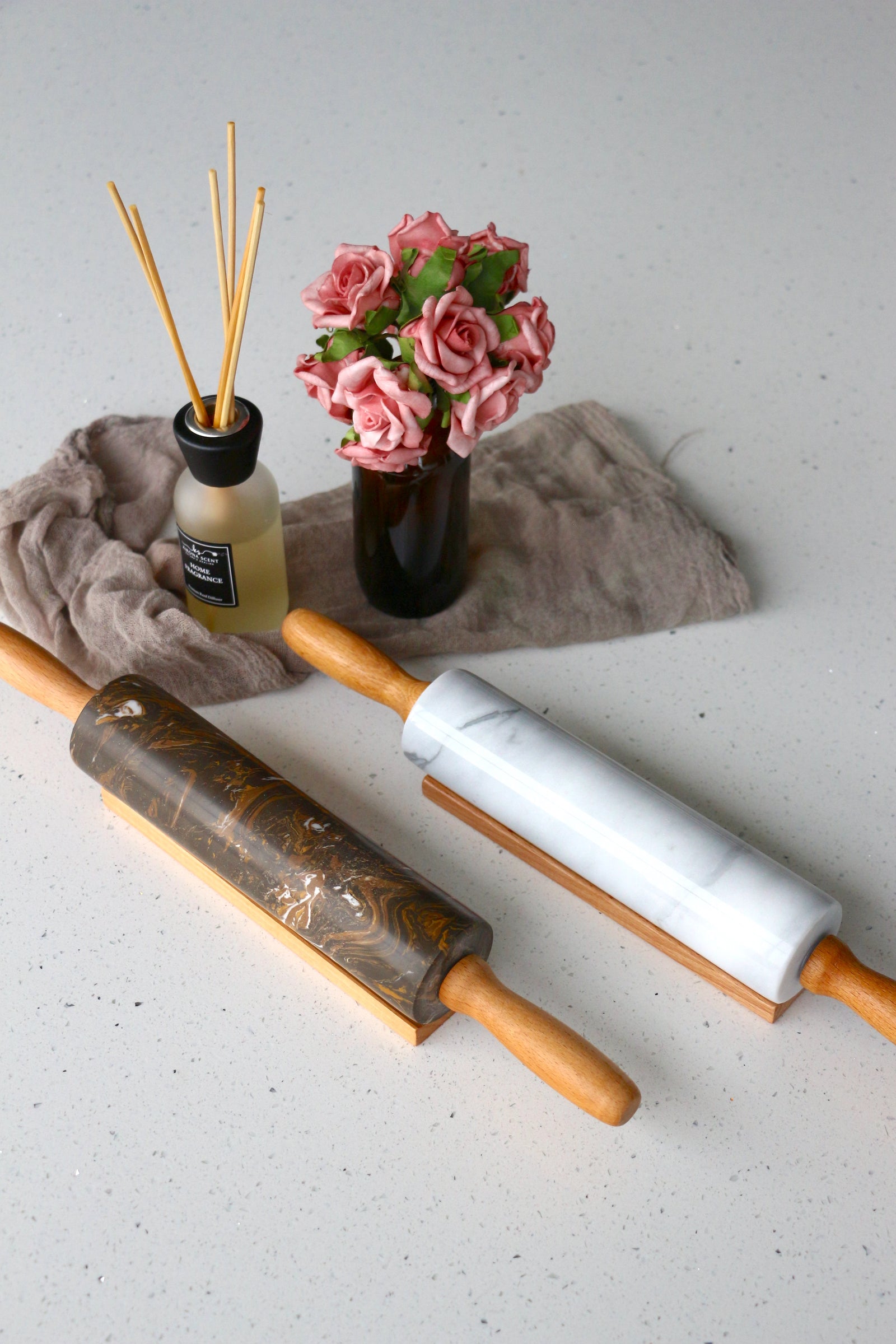 Marbled Coffee Rolling Pin with Solid Wood Handle [Regular-sized]