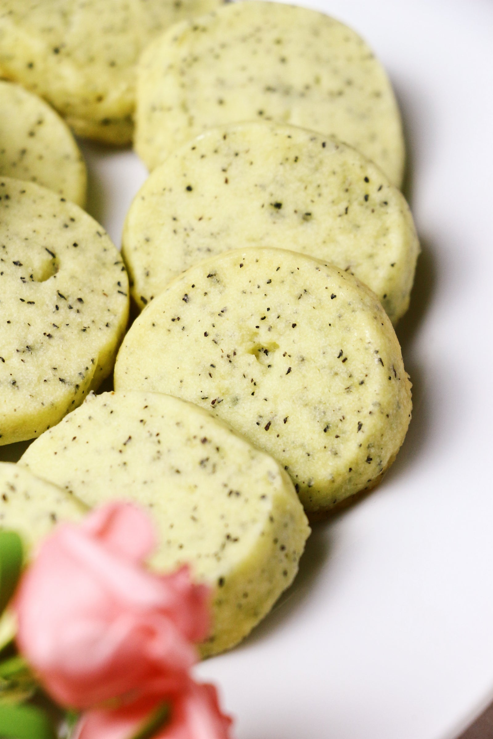 Lazy Earl | Earl Grey Shortbread Cookies (~32 cookies)