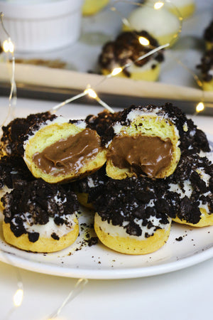 Cookies n' Scream | Dark Choc Cream Puffs w/ White Choc & Oreo Topping (~20 puffs)