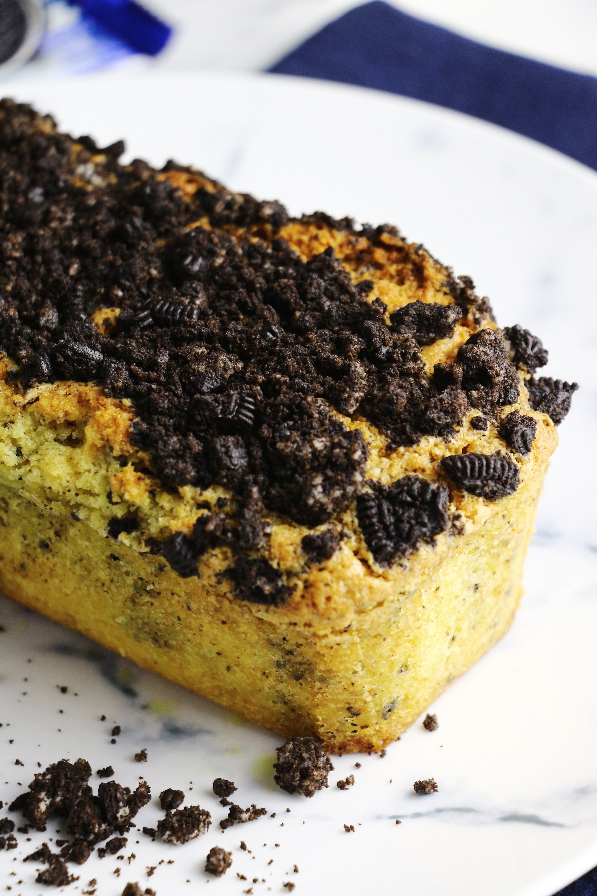 Cookies & Creme Loaf Cakes | Oreo Loaf Cakes w/ Oreo Crunch (makes 2x loaves)